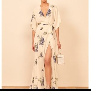 Reformation Winslow Dress (Macadamia) - Large